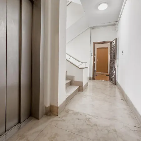 Realkasa Amendola 6 * بولونيا