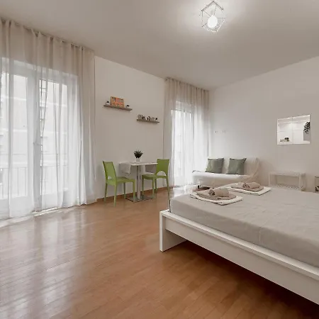 Apartament Realkasa Amendola 6 Bolonia